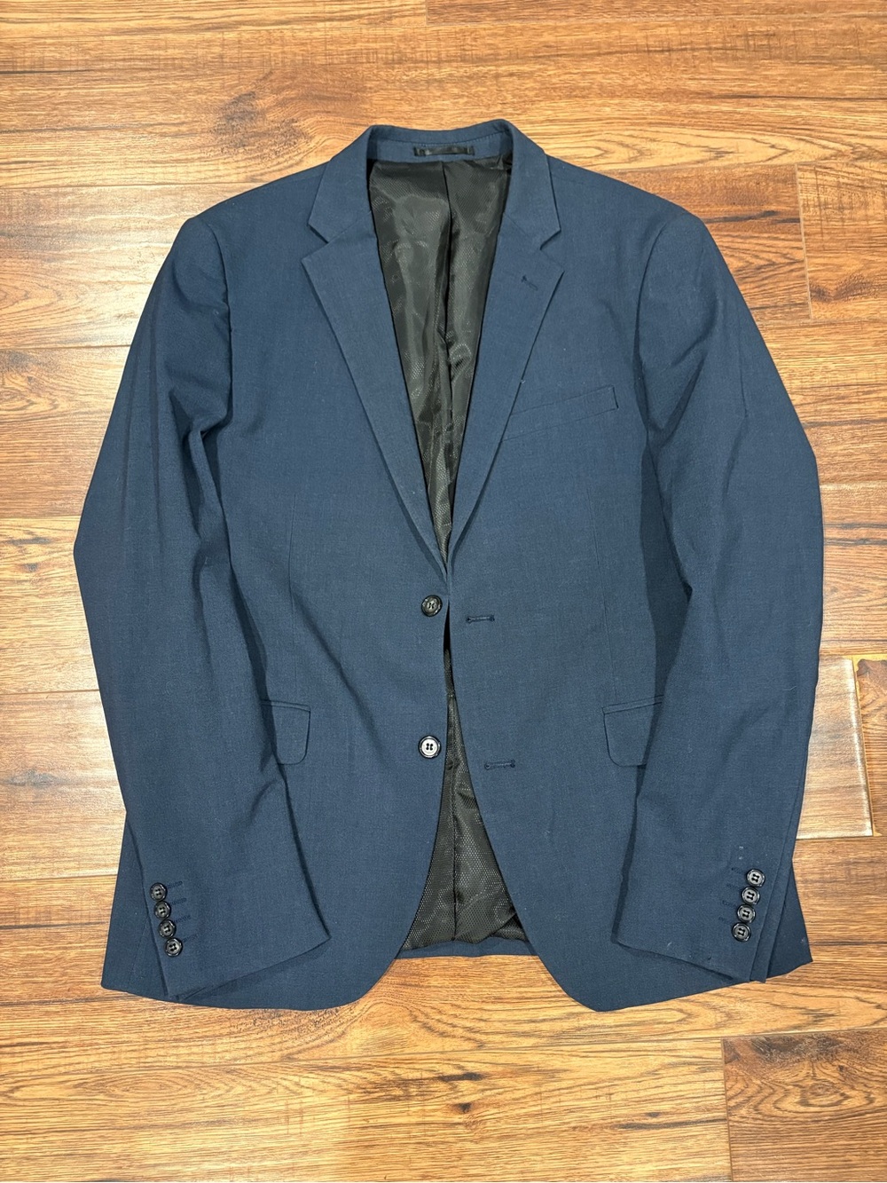 Men's Classic Navy Blazer - Tailored Two-Button Jacket 46 R